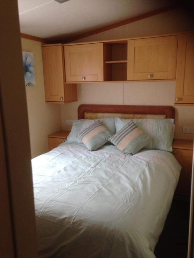 3 bedroom 2 bathroom prestige caravan PRESTHAVEN SANDS Talacre Buitenkant foto